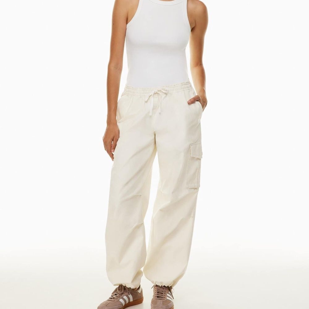 Aritzia Wilfred Free‎ Cassian Cream Cargo Pants Size XS